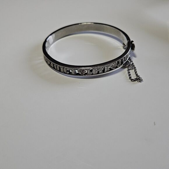 **Sale** Juicy Couture Silver Tone Bangle Rhinestone Bracelet I Heart Juicy 7.5" - Picture 12 of 12